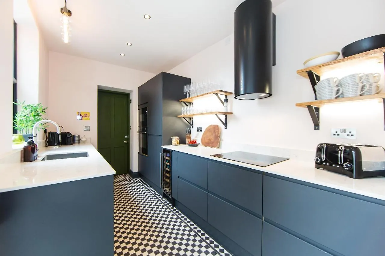 Craven By Casa Del Artista - 4 Bedroom Luxury House - Skipton 0*,