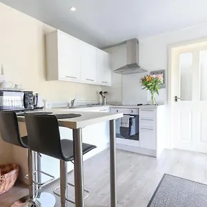  Holiday home Wend Gardens Annx Carleton Pet Friendly